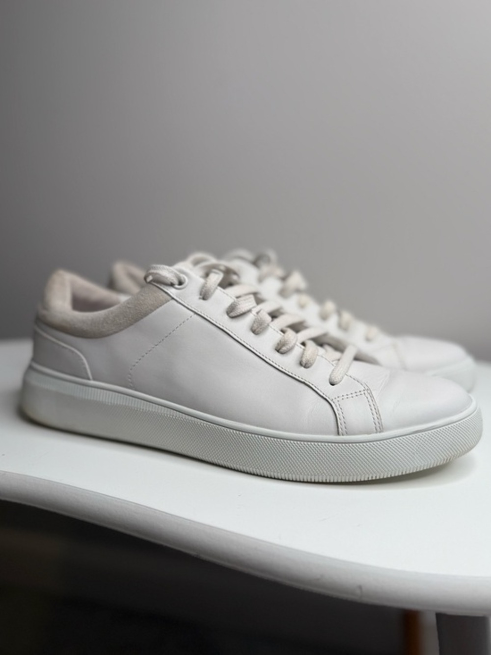 Vince White Leather Low-Top Sneakers